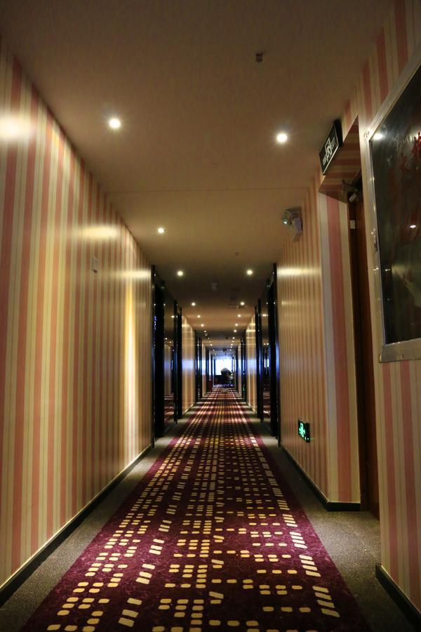 D•Mark Hotel Guiyang (Guizhou) Exterior foto